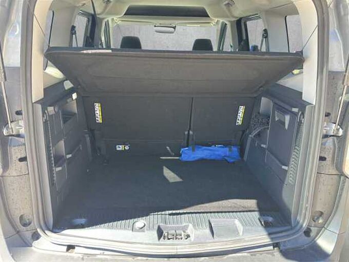 Ford Tourneo Courier Active /SHZ/Kamera/Navi /PDC