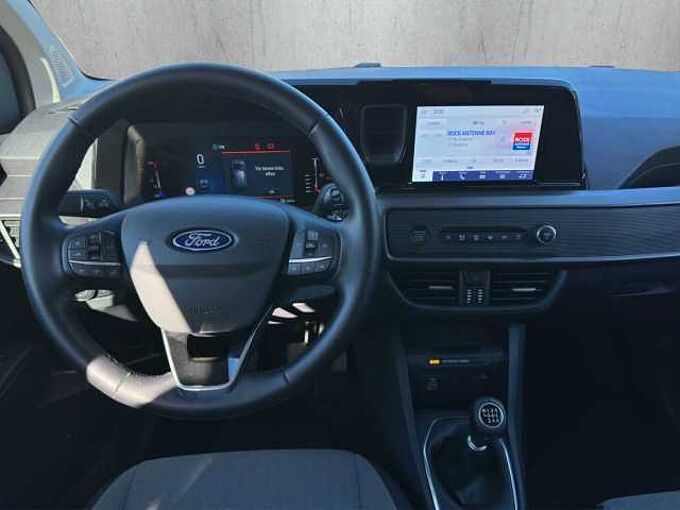 Ford Tourneo Courier EcoBoost Titanium // Alu/Kamera
