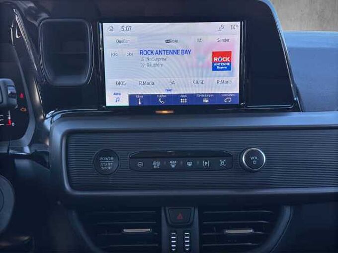 Ford Tourneo Courier EcoBoost Titanium // Alu/Kamera