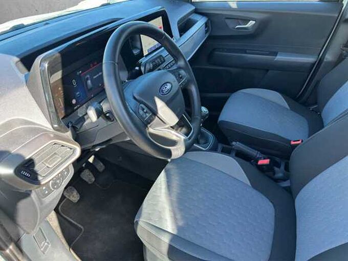 Ford Tourneo Courier EcoBoost Titanium // Alu/Kamera