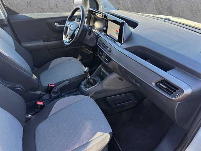 Ford Tourneo Courier EcoBoost Titanium // Alu/Kamera