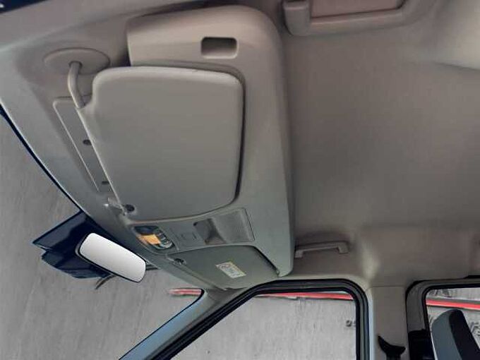Ford Tourneo Courier EcoBoost Titanium // Alu/Kamera