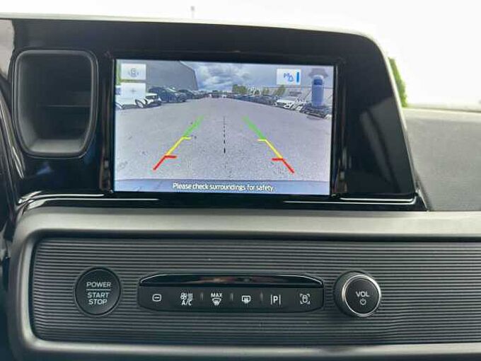 Ford Tourneo Courier 1.0 EcoBoost Titanium // Alu/Kamera