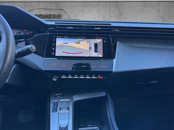 Peugeot 408 1.2 PureTech 130 Allure //Kamera/Winterpaket 