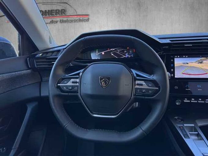 Peugeot 408 1.2 PureTech 130 Allure //Kamera/Winterpaket 