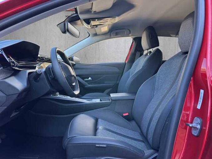 Peugeot 408 1.2 PureTech 130 Allure //Kamera/Winterpaket 