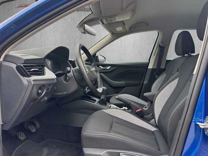 SKODA Kamiq 1.0 TSI Black Doc // LED/Sitzheizung /Kamera
