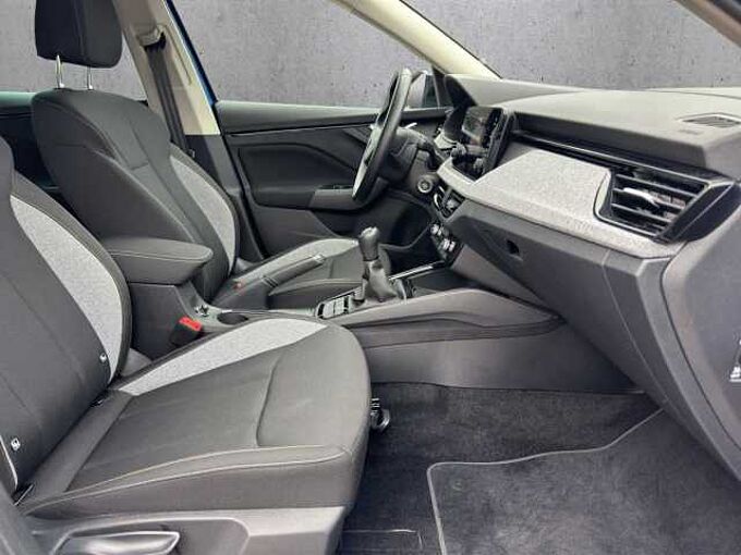 SKODA Kamiq 1.0 TSI Black Doc // LED/Sitzheizung /Kamera