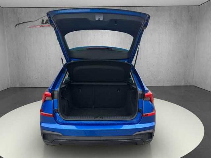 SKODA Kamiq 1.0 TSI Black Doc // LED/Sitzheizung /Kamera