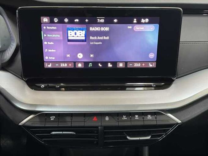 SKODA Octavia 1.5 TSI Essence //LED/Einparkhilfe/Sitzheizung