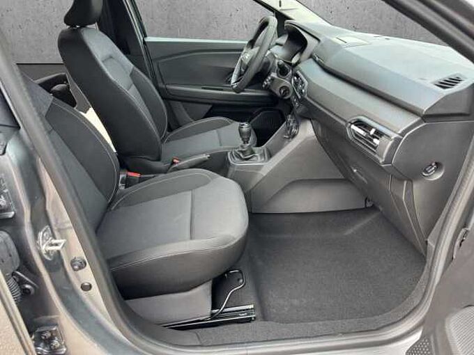Dacia Jogger Eco-G 120 Essential //Klima/PDC/7 Sitzer 