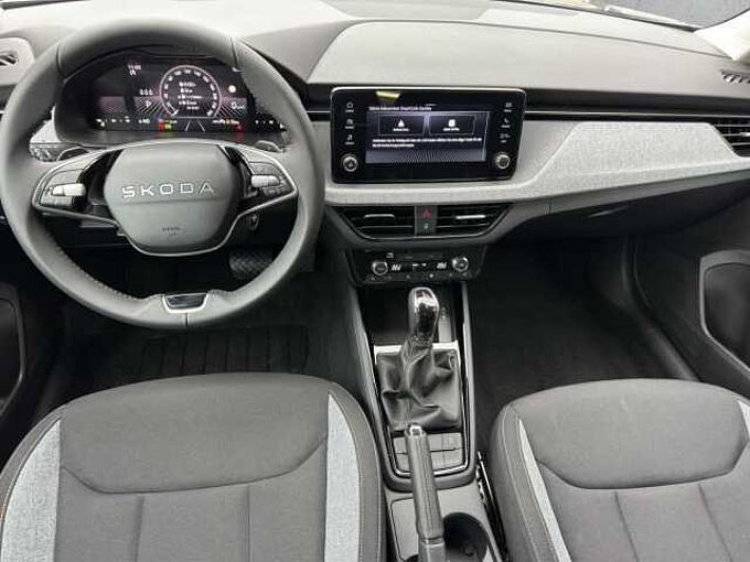 SKODA Kamiq 1.0 TSI Selection //Einparkhilfe/Sitzheizung/ LED