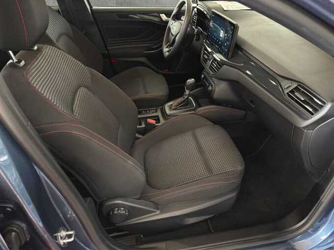 Ford Focus Turnier ST Line X //AHK/eletr.Heckklappe Head UP