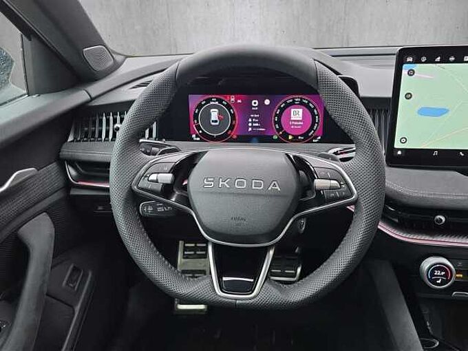 SKODA Superb 2.0 TSI 4x4 Sportline //Head-Up/Pano/AHK