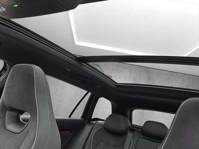 SKODA Superb 2.0 TSI 4x4 Sportline //Head-Up/Pano/AHK