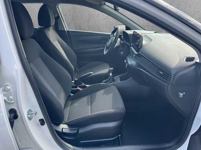 Hyundai i20 1.0 T-GDI Connectline // 5 J. Garantie /Navi/Kamera/