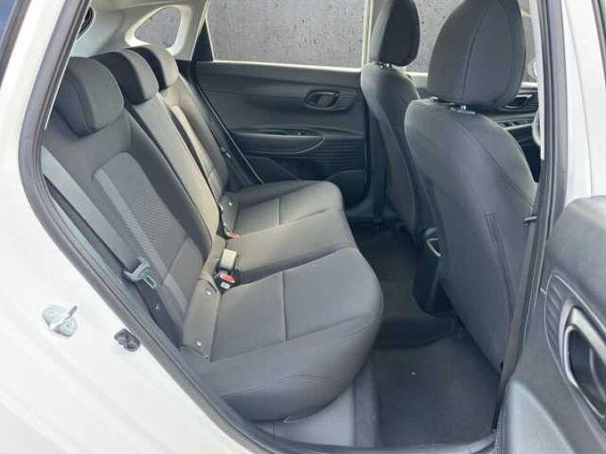 Hyundai i20 1.0 T-GDI Connectline // 5 J. Garantie /Navi/Kamera/