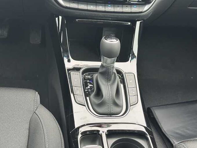 Hyundai i30 1.5 Family Rückfahrkamera/Lenkradheizung