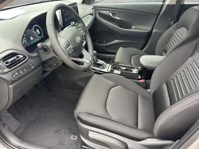 Hyundai i30 1.5 Family Rückfahrkamera/Lenkradheizung