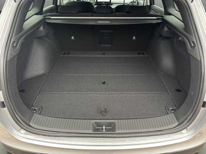 Hyundai i30 1.5 Family Rückfahrkamera/Lenkradheizung