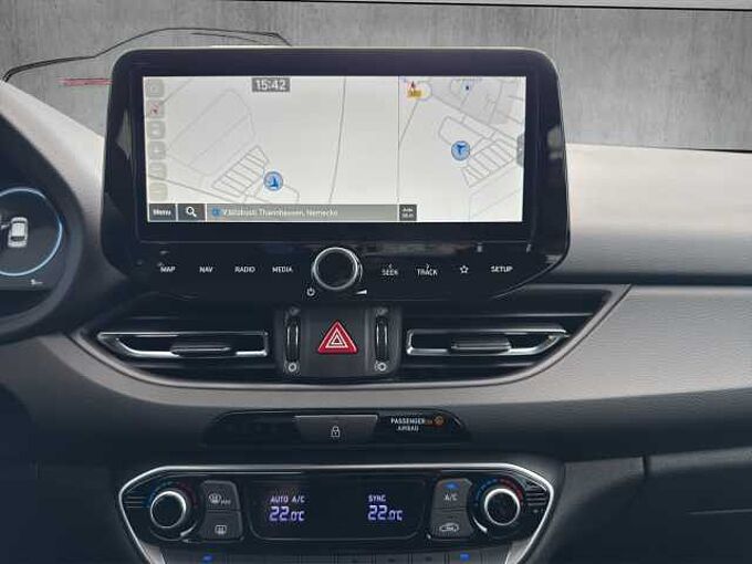 Hyundai i30 Kombi 1.5 T-GDI Family // LED/Kamera/SHZ