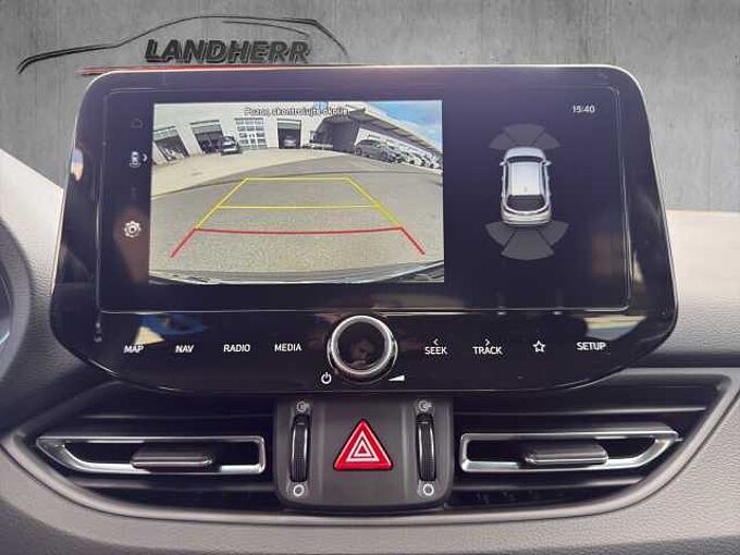 Hyundai i30 Kombi 1.5 T-GDI Family // LED/Kamera/SHZ