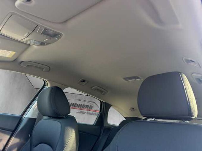 Hyundai i30 Kombi 1.5 T-GDI Family // LED/Kamera/SHZ