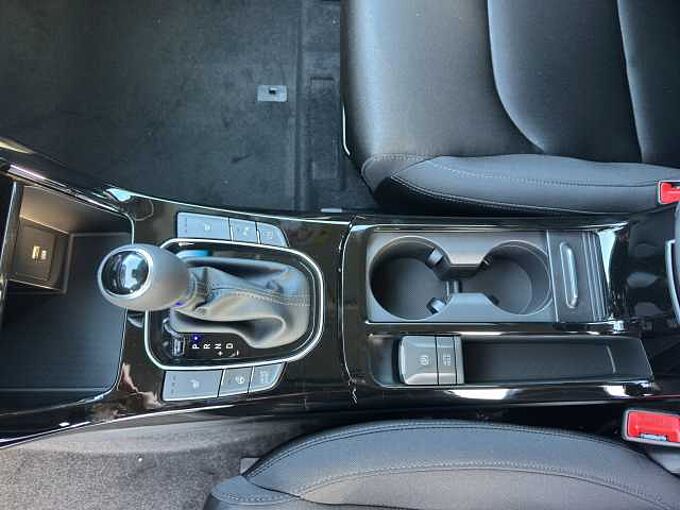 Hyundai i30 Kombi 1.5 T-GDI Family // LED/Kamera/SHZ