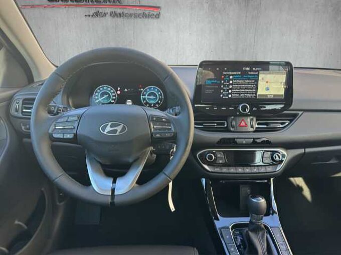 Hyundai i30 Kombi 1.5 T-GDI Family // LED/Kamera/SHZ