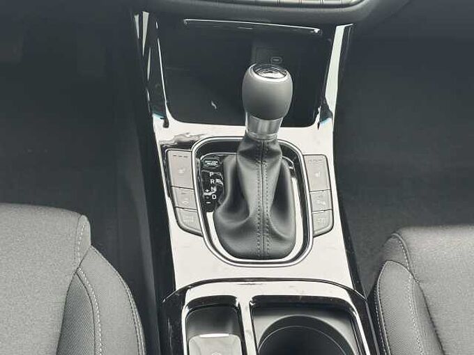 Hyundai i30 1.5 Family Rückfahrkamera/Lenkradheizung