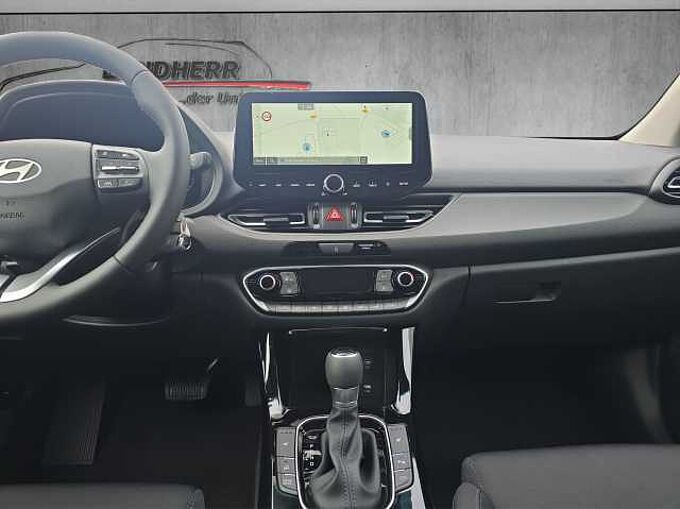 Hyundai i30 Kombi 1.5 T-GDI Family // LED/Kamera/SHZ
