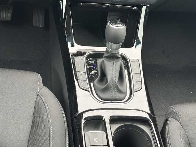 Hyundai i30 1.5 Family Rückfahrkamera/Lenkradheizung