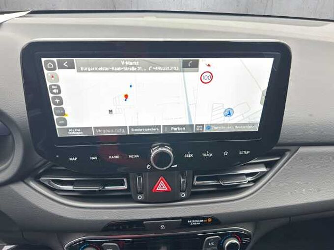 Hyundai i30 1.5 Family Rückfahrkamera/Lenkradheizung