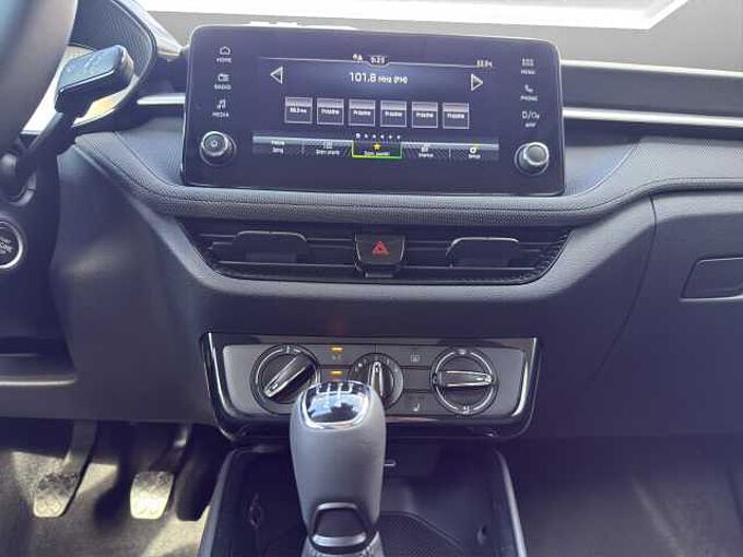 SKODA Fabia 1.0 Selection //PDC/Sitzheizung/LED