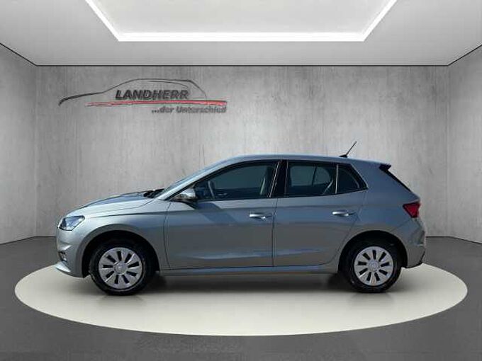 SKODA Fabia 1.0 Selection //PDC/Sitzheizung/LED 