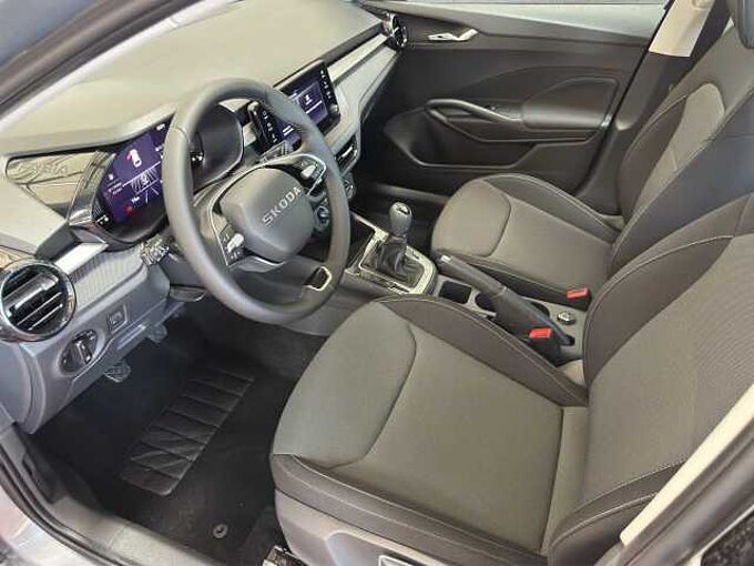 SKODA Fabia 1.0 Selection //PDC/Sitzheizung/LED 