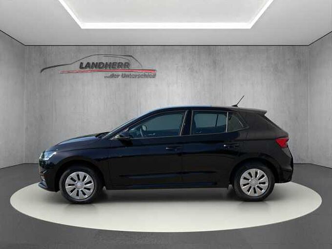 SKODA Fabia 1.0 Selection //PDC/Sitzheizung/LED 