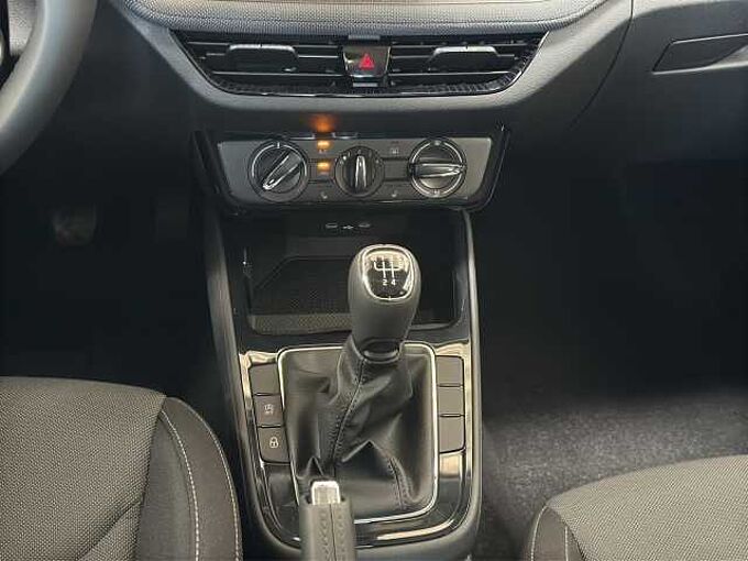 SKODA Fabia 1.0 Selection //PDC/Sitzheizung/LED 