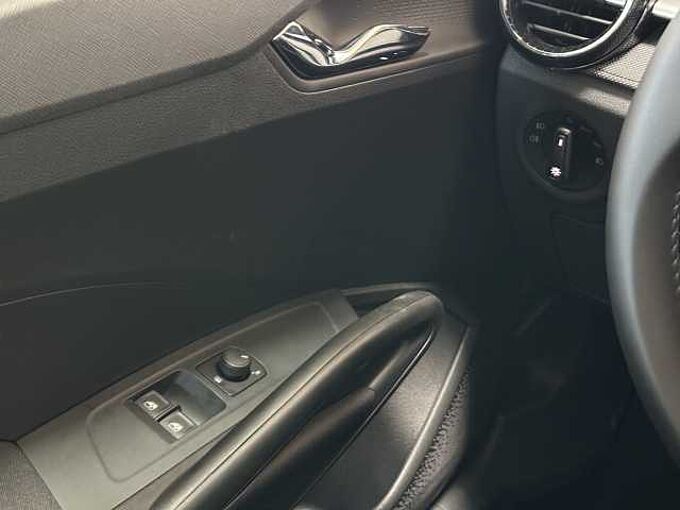 SKODA Fabia 1.0 Selection //PDC/Sitzheizung/LED 