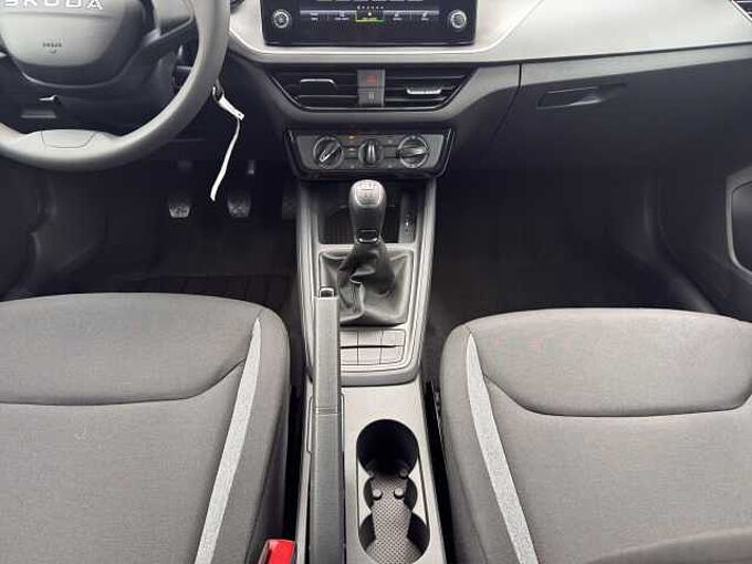 SKODA Kamiq 1.0 TSI Essence //Sitzheizung /LED/Einparkhilfe