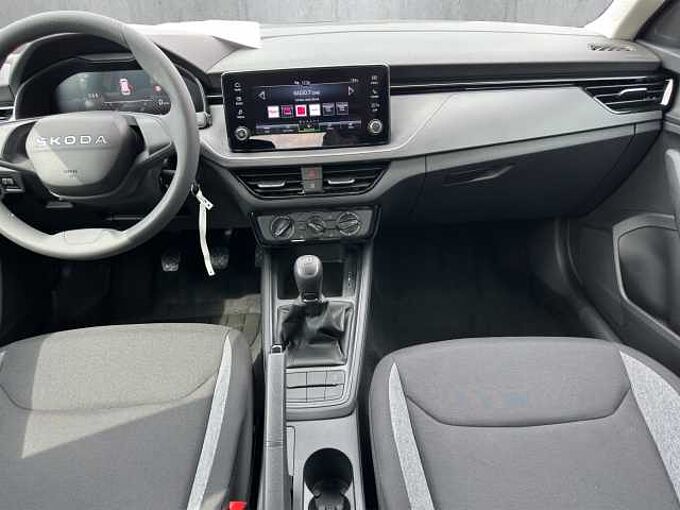 SKODA Kamiq 1.0 TSI Essence //Sitzheizung /LED/Einparkhilfe