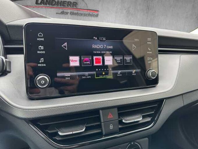 SKODA Kamiq 1.0 TSI Essence //Sitzheizung /LED/Einparkhilfe