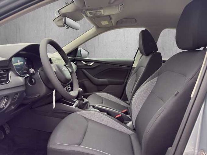 SKODA Kamiq 1.0 TSI Essence //Sitzheizung /LED/Einparkhilfe