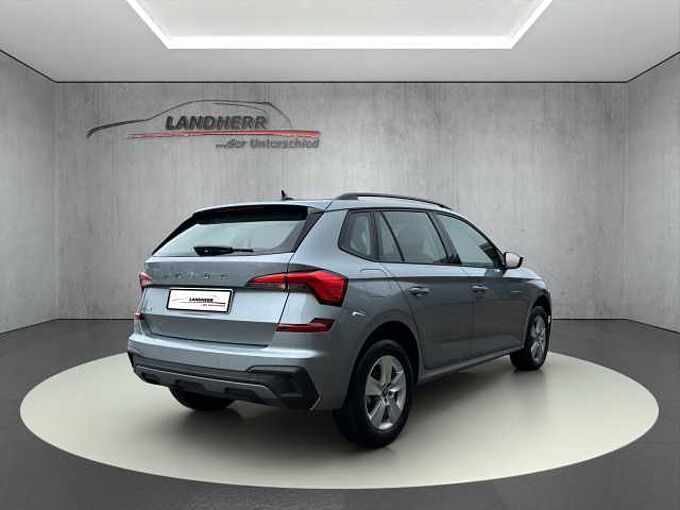 SKODA Kamiq 1.0 TSI Selection //Einparkhilfe/Sitzheizung/ LED