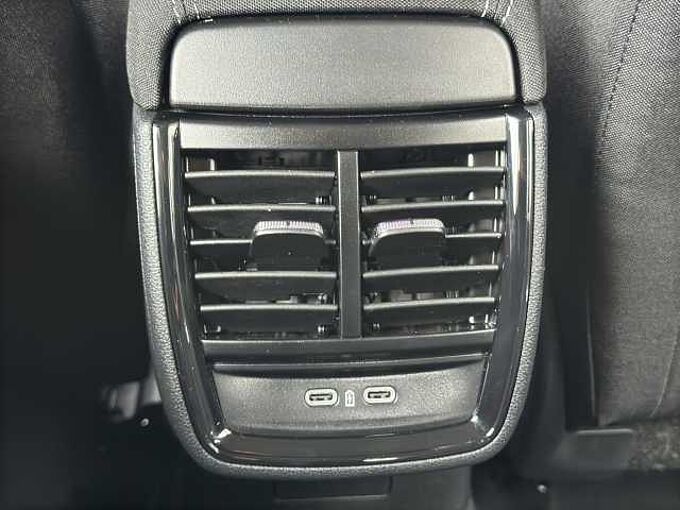 SKODA Kamiq 1.0 TSI Selection //Einparkhilfe/Sitzheizung/ LED