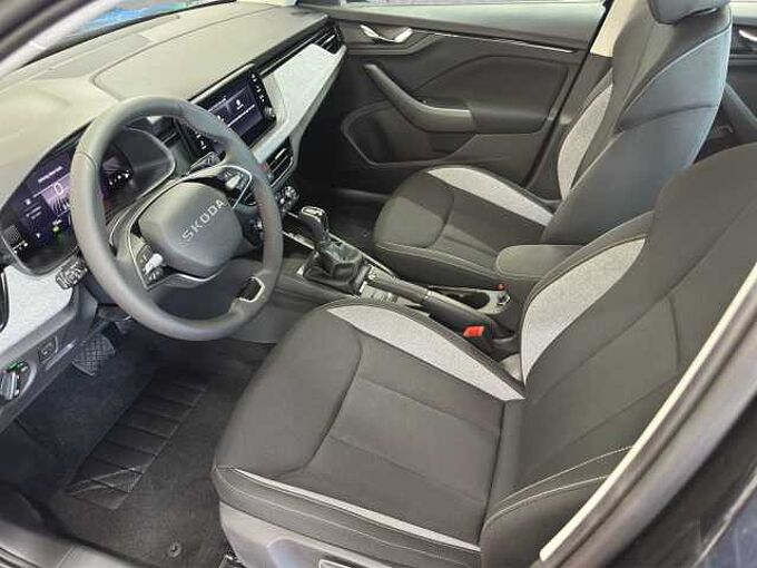 SKODA Kamiq 1.0 TSI Selection //Einparkhilfe/Sitzheizung/ LED