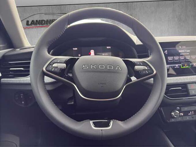 SKODA Kamiq 1.0 TSI Selection //Einparkhilfe/Sitzheizung/ LED