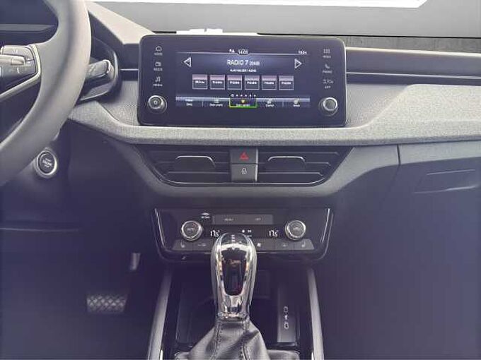 SKODA Kamiq 1.0 TSI Selection //Einparkhilfe/Sitzheizung/ LED