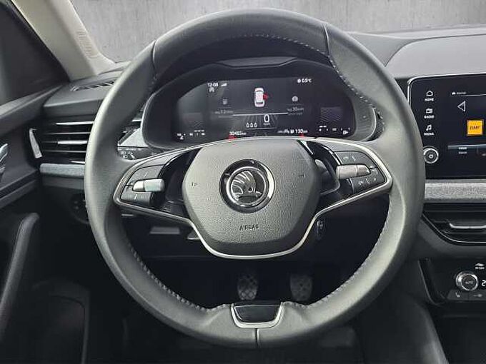 SKODA Kamiq 1.0 TSI //LED/Keyless/Sitzheizung 
