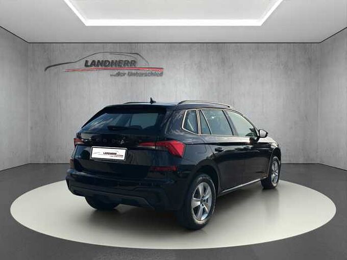 SKODA Kamiq 1.0 TSI Selection //Einparkhilfe/Sitzheizung/ LED